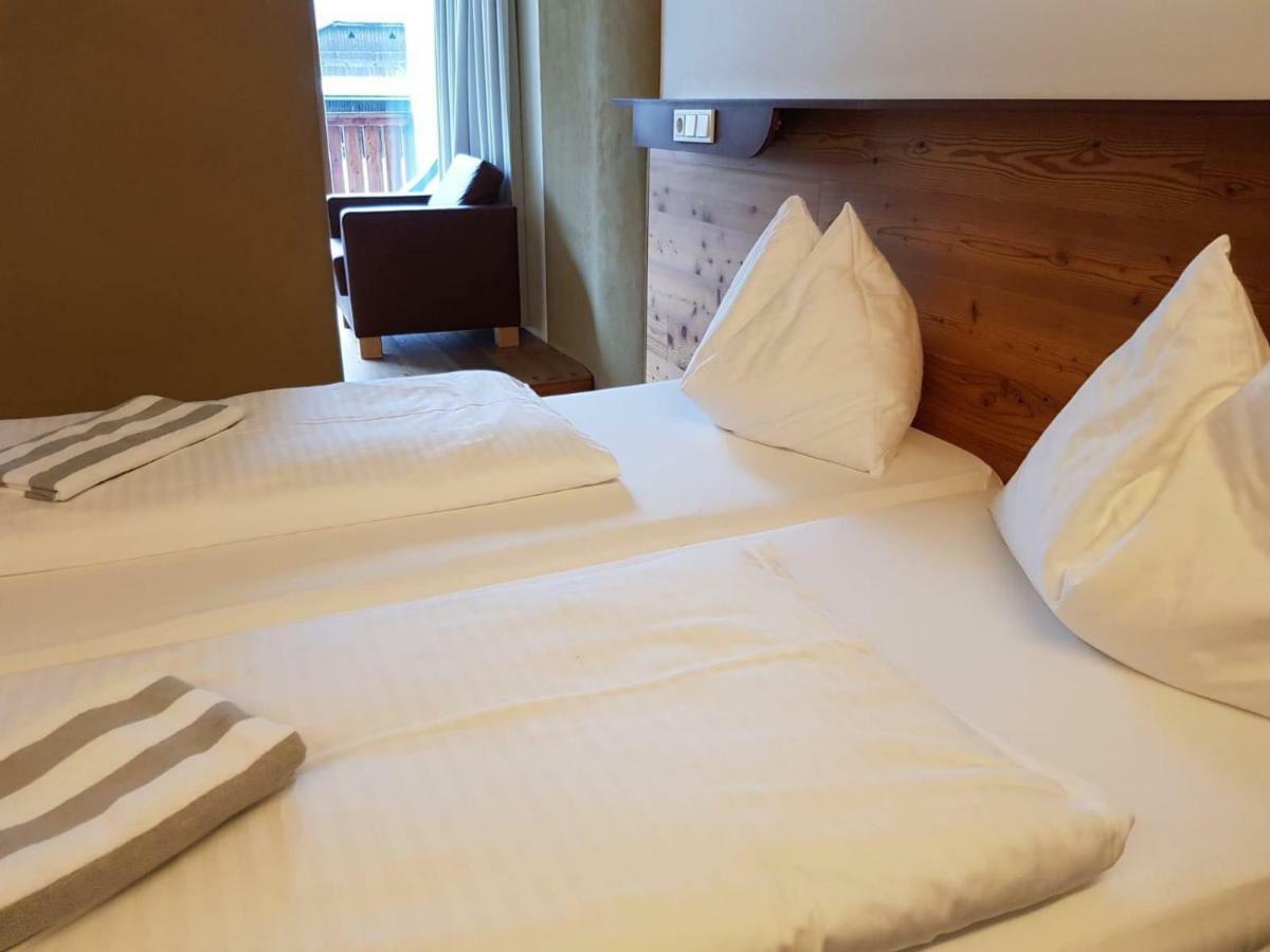 Hotel Hinteregger Matrei in Osttirol Extérieur photo
